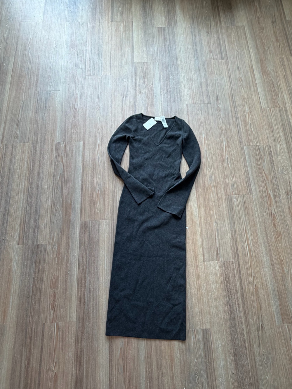Aritzia Long Sleeve Ribbed Maxi Dress in Charcoal Gray